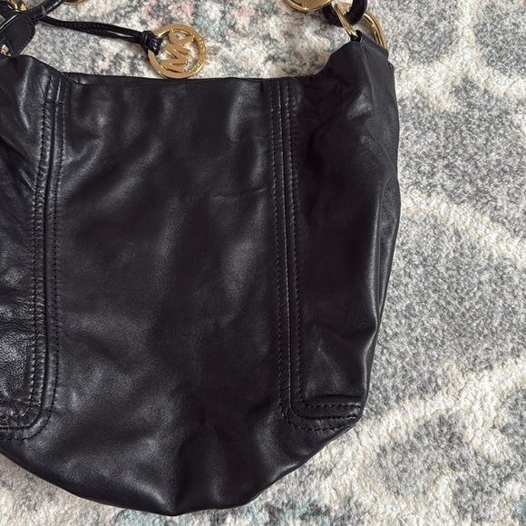 Michael Kors Soft Leather Hobo Shoulder Bag - Picture 4 of 17
